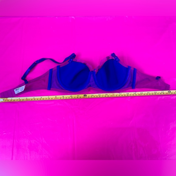 DKNY 32 C bra ,new without the tags - Picture 5 of 8